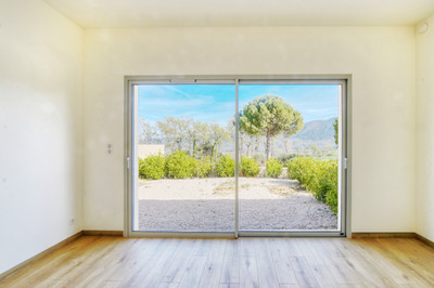 French property for sale in Saint-Martin-de-Castillon, Vaucluse - €495,000 - photo 11