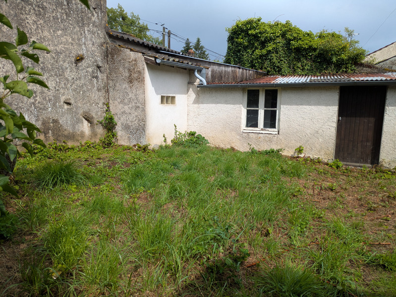 French property for sale in Oradour-Saint-Genest, Haute-Vienne - €38,000 - photo 11