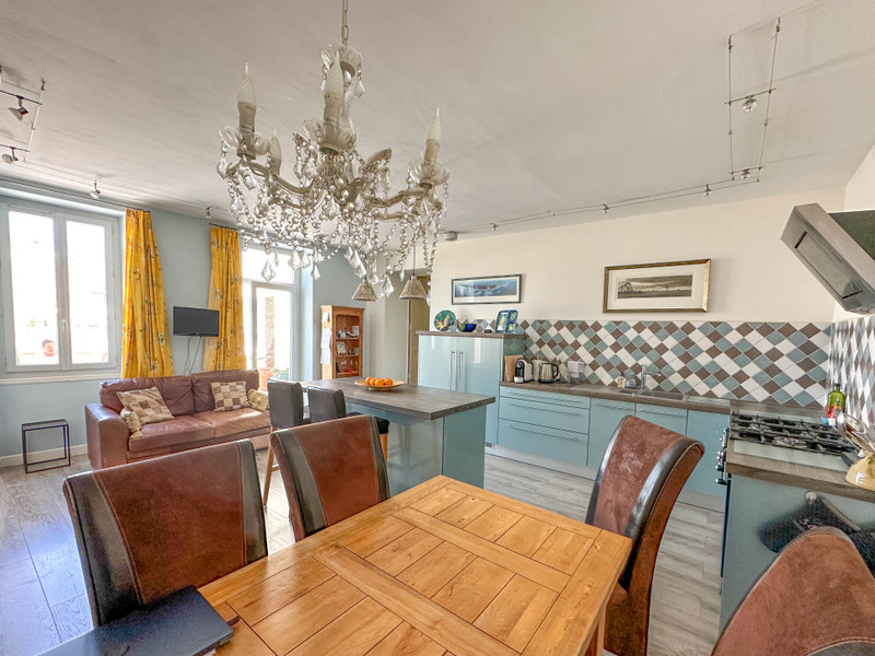 French property for sale in Migron, Charente-Maritime - €275,000 - photo 8