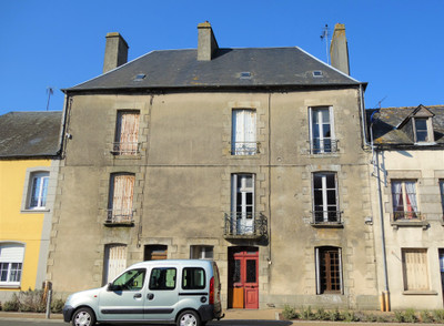 Maison à vendre à Pré-en-Pail, Mayenne, Pays de la Loire, avec Leggett Immobilier