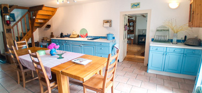 French property for sale in Bazoges-en-Pareds, Vendée - €203,040 - photo 2
