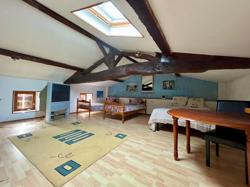 French property for sale in Cravans, Charente-Maritime - €176,550 - photo 9