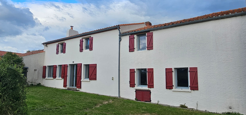 French property for sale in Machecoul-Saint-Même, Loire-Atlantique - €469,000 - photo 0