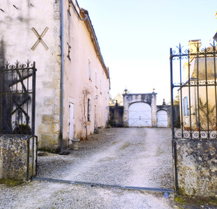 French property for sale in Charras, Charente - €135,000 - photo 9