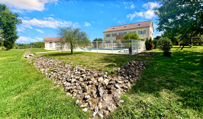 French property for sale in Lorignac, Charente-Maritime - €500,000 - photo 10