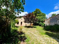 French property, houses and homes for sale in Fontenille-Saint-Martin-d'Entraigues Deux-Sèvres Poitou_Charentes