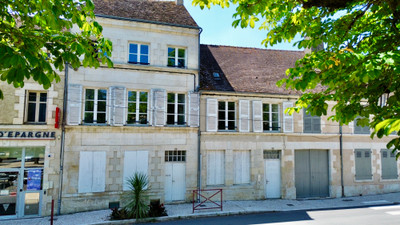 building for sale in Vienne