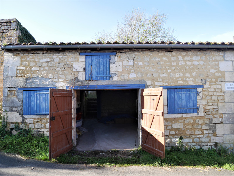 French property for sale in La Rochebeaucourt-et-Argentine, Dordogne - &#8364;109,000 - photo 8