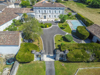 Propriété à vendre à Hiersac, Charente - 472 500 € - photo n°1