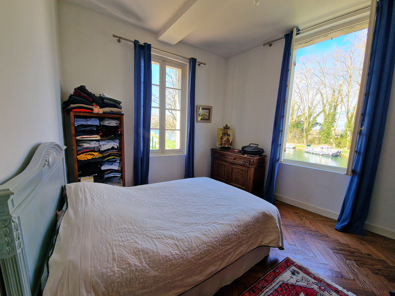 French property for sale in Fontet, Gironde - €749,000 - photo 14