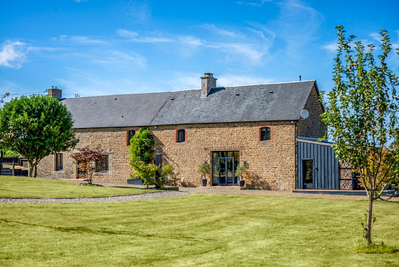 French property for sale in Mortain-Bocage, Manche - €725,000 - photo 1