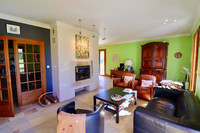Propriété à vendre à La Rochefoucauld-en-Angoumois, Charente - 275 000 € - photo n°4