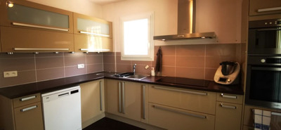 French property for sale in Rochefort-du-Gard, Gard - €324,900 - photo 6