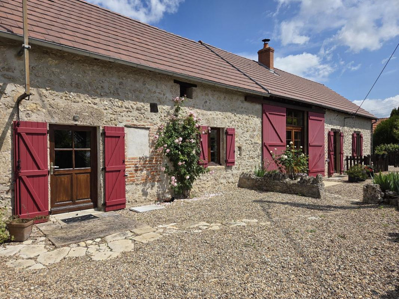 French property for sale in Cindré, Allier - €285,000 - photo 0