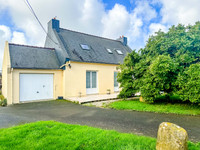 Maison à vendre à Trévou-Tréguignec, Côtes-d'Armor - 271.000 € - photo 2