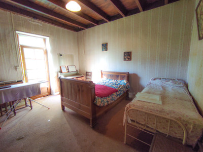 French property for sale in Nanteuil-en-Vallée, Charente - €108,000 - photo 7