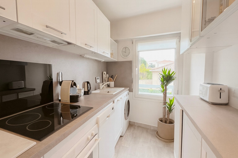 French property for sale in Le Cannet, Alpes-Maritimes - €449,000 - photo 4