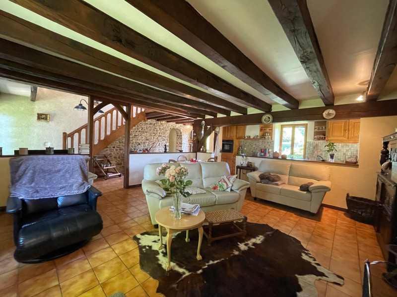 French property for sale in Val-d'Oire-et-Gartempe, Haute-Vienne - €194,400 - photo 4