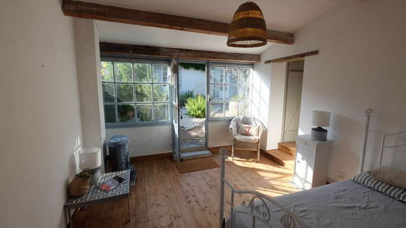 French property for sale in Saint-Pierre-de-Juillers, Charente-Maritime - €235,000 - photo 8