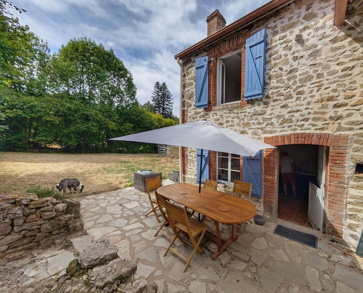 French property for sale in Saint-Sulpice-les-Champs, Creuse - €109,000 - photo 2