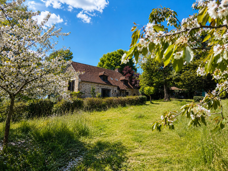 French property for sale in La Celle-Dunoise, Creuse - €237,000 - photo 7