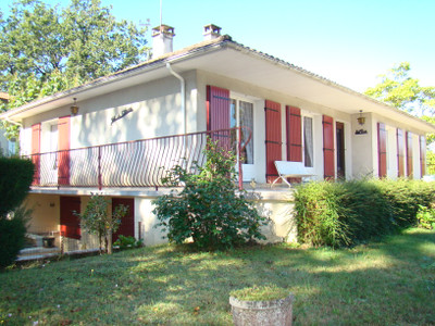Maison à vendre à Gençay, Vienne, Poitou-Charentes, avec Leggett Immobilier