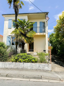 French property for sale in Saint-Jean-d'Angély, Charente-Maritime - €167,000 - photo 6