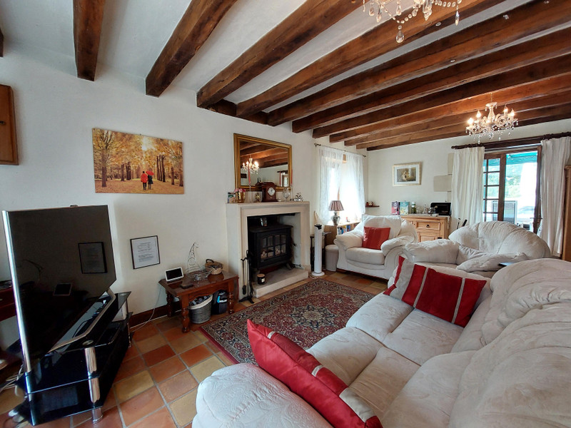 French property for sale in Cléré-du-Bois, Indre - €249,950 - photo 3