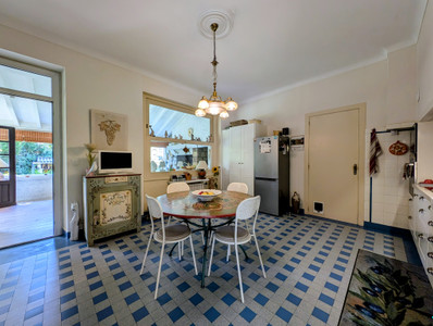 French property for sale in Castres, Tarn - €420,000 - photo 4