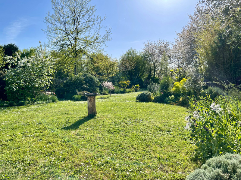 French property for sale in Oradour, Charente - €278,200 - photo 1