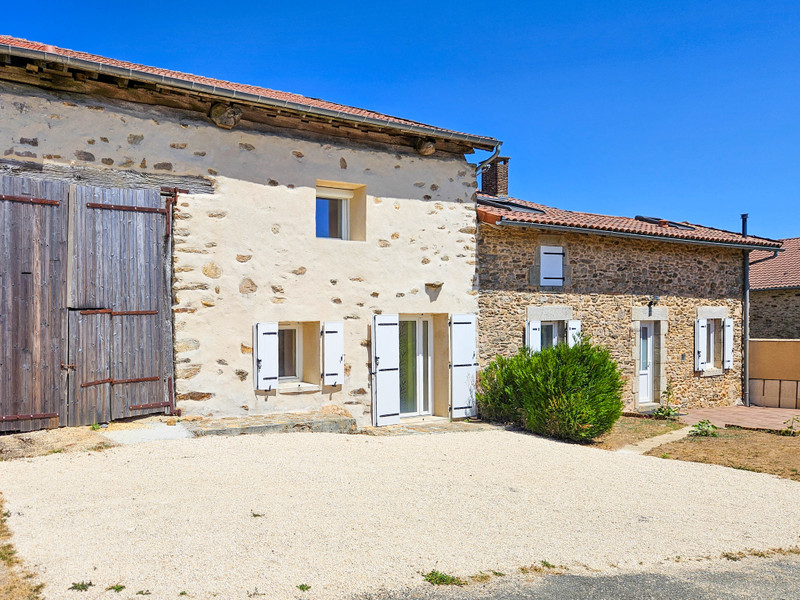 French property for sale in Les Cars, Haute-Vienne - €219,000 - photo 0