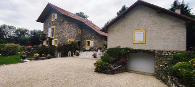Maison à vendre à Lully, Haute-Savoie, Rhône-Alpes, avec Leggett Immobilier
