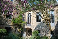 Maison à vendre à Coutances, Manche - 798.000 € - photo 1