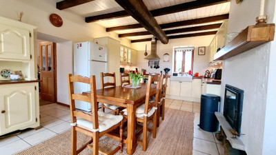 French property for sale in Hercé, Mayenne - €139,900 - photo 1