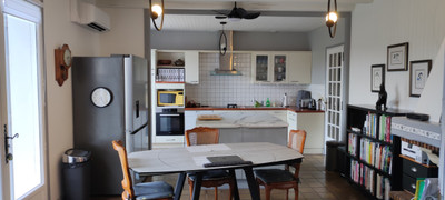 French property for sale in Civray, Vienne - €294,250 - photo 3