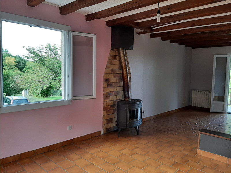 French property for sale in Saint-Martial-de-Valette, Dordogne - &#8364;170,000 - photo 5