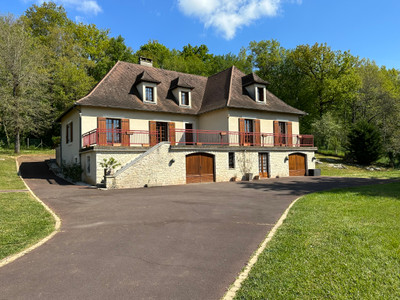 Maison à vendre à Saint-Martial-d'Albarède, Dordogne, Aquitaine, avec Leggett Immobilier