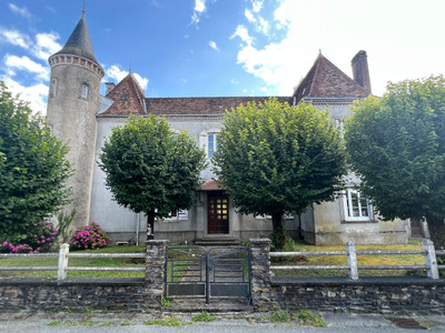 French property for sale in Mialet, Dordogne - €412,000 - photo 4