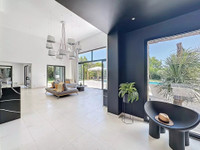 Maison à vendre à Roquefort-les-Pins, Alpes-Maritimes - 2.300.000 € - photo 3