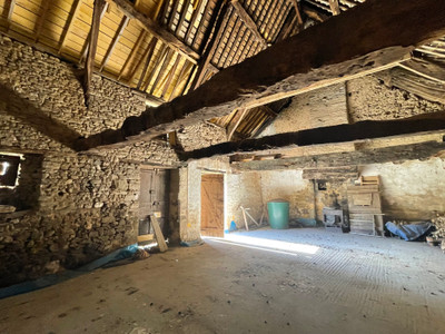 French property for sale in Guilliers, Morbihan - €32,000 - photo 2