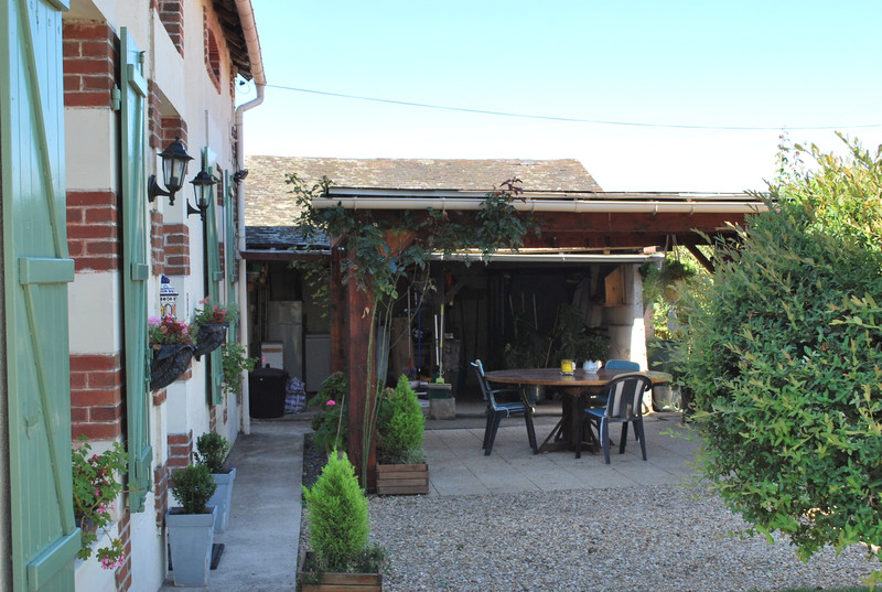 French property for sale in Brigueil-le-Chantre, Vienne - &#8364;128,000 - photo 4