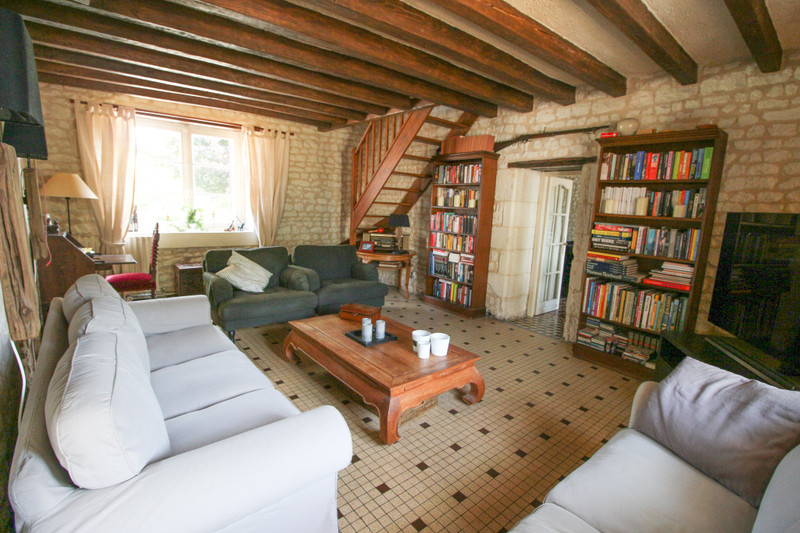 French property for sale in Courcoué, Indre-et-Loire - &#8364;460,000 - photo 5
