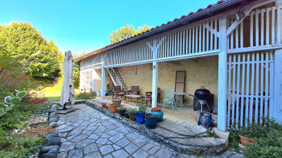 French property for sale in La Rochefoucauld-en-Angoumois, Charente - €413,400 - photo 13