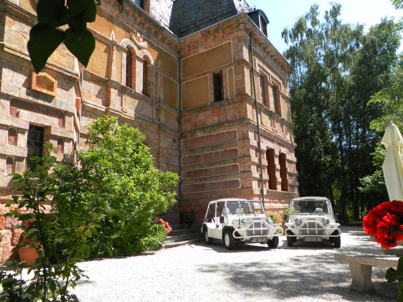 French property for sale in Saint-Alban-sur-Limagnole, Lozère - €1,290,000 - photo 6