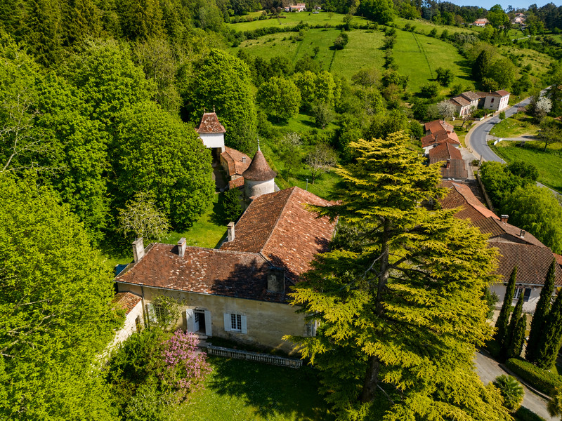 French property for sale in Saint-Astier, Dordogne - €449,900 - photo 1