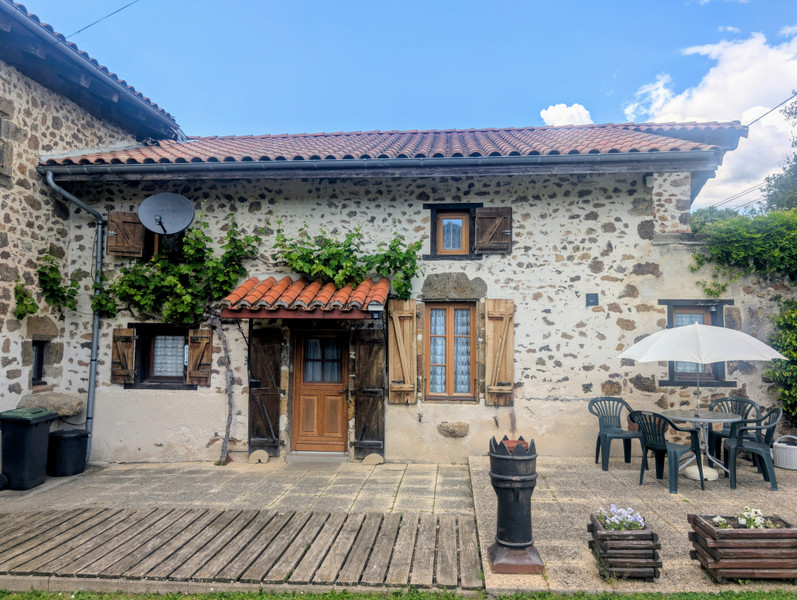 French property for sale in Pressignac, Charente - €119,900 - photo 1