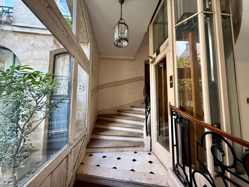 French property for sale in Paris 4e Arrondissement, Paris - €735,000 - photo 9