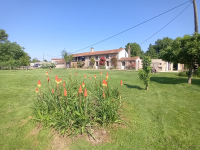 Maison à vendre à Argentonnay, Deux-Sèvres, Poitou-Charentes, avec Leggett Immobilier