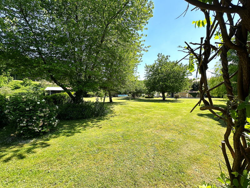 French property for sale in Montbron, Charente - €194,400 - photo 8