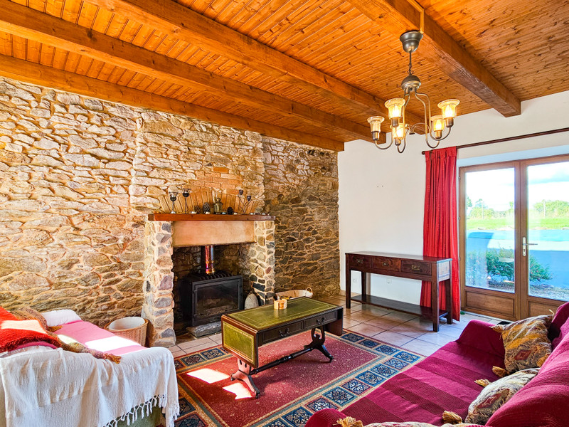 French property for sale in Le Bodéo, Côtes-d'Armor - €120,000 - photo 2